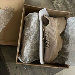 Steve Madden Blush Glitter Platform Sneaker